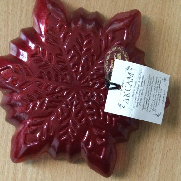 Akcam Turkish Vintage Christmas Red Snowflake Glass Dessert Plate Handmade 6.25" - Picture 4 of 5